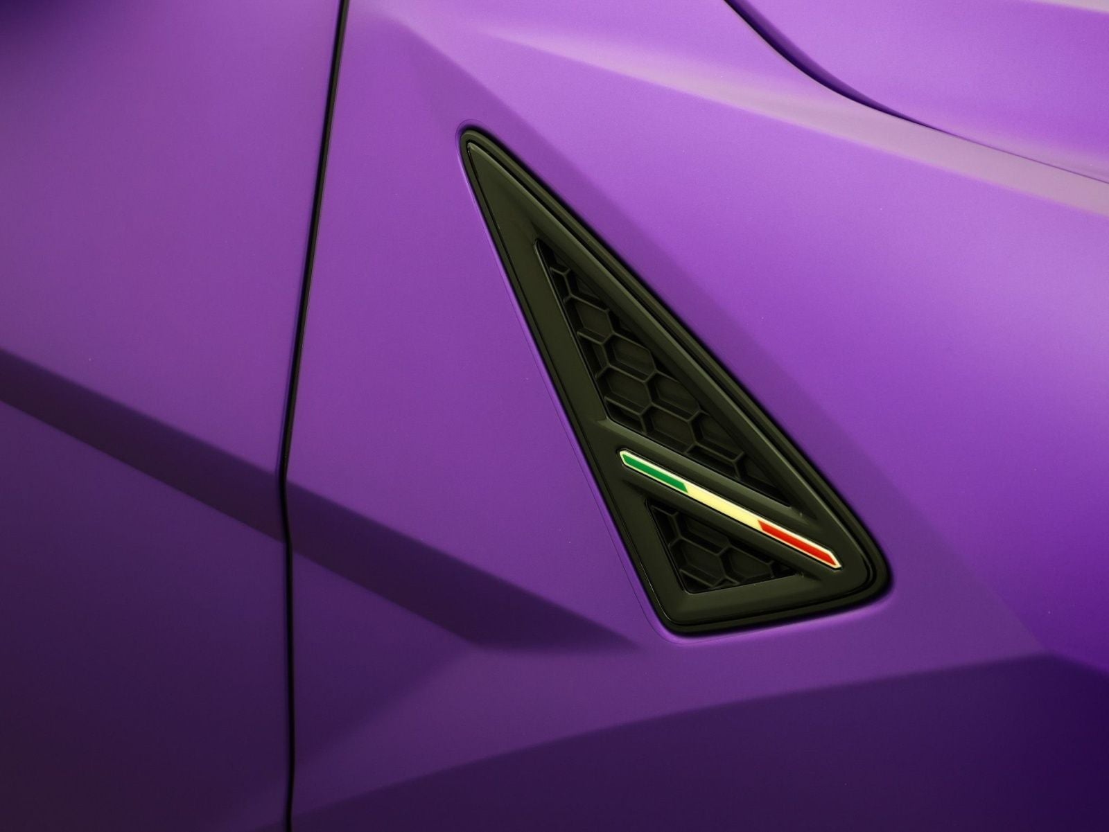 2024 Lamborghini Urus Performante