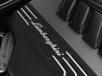 2024 Lamborghini Urus Performante