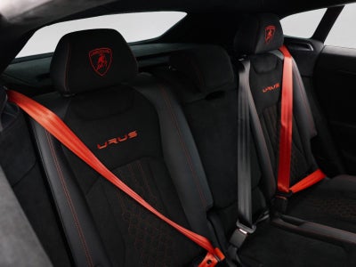 2024 Lamborghini Urus Performante