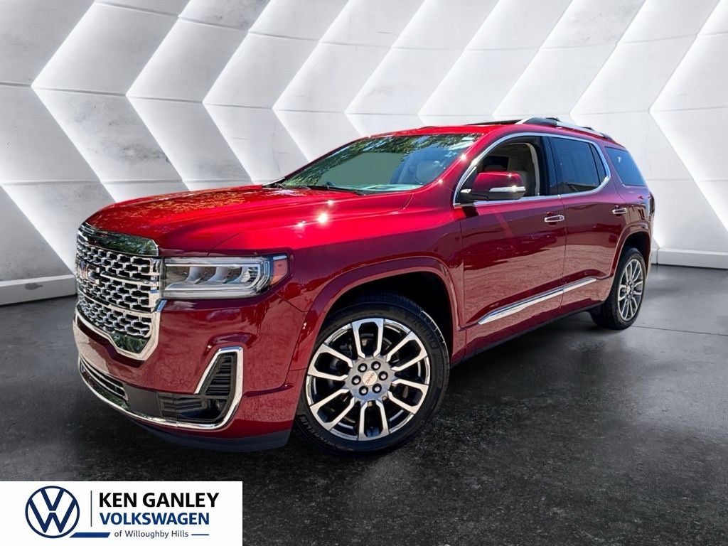 2023 GMC Acadia Denali