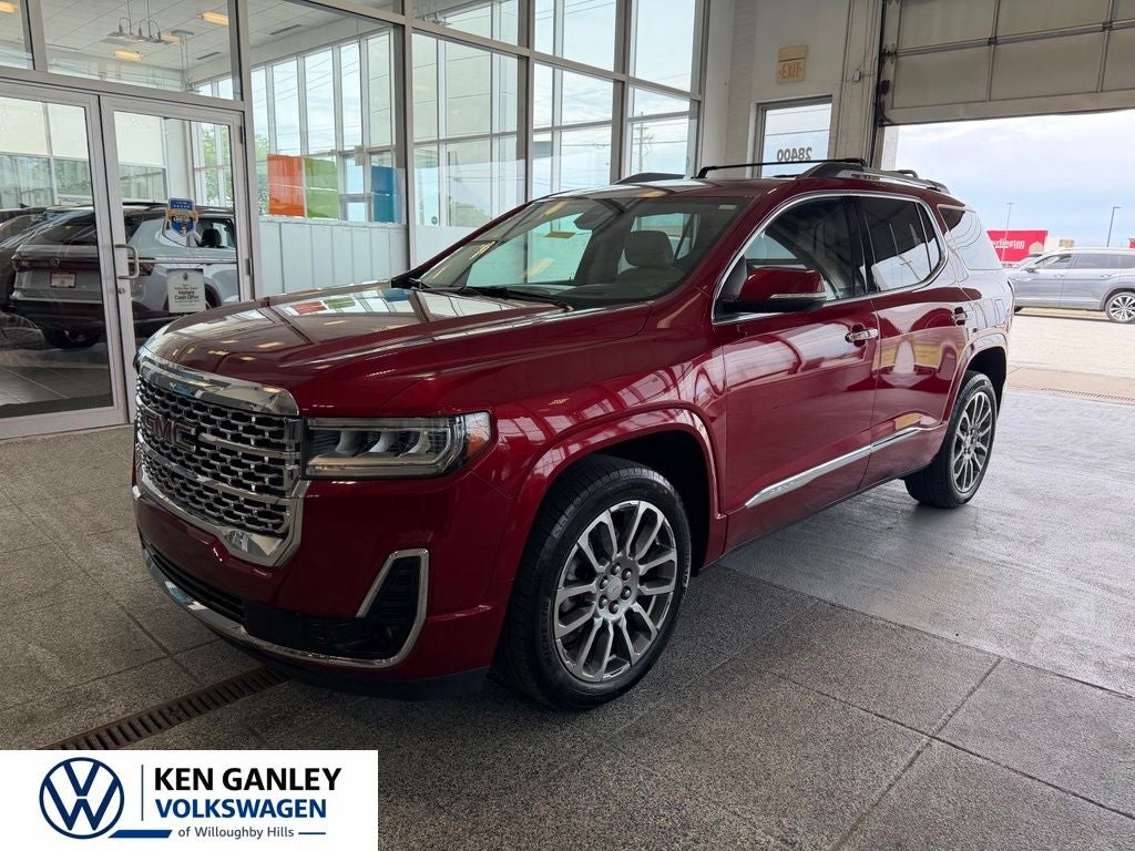 2023 GMC Acadia Denali