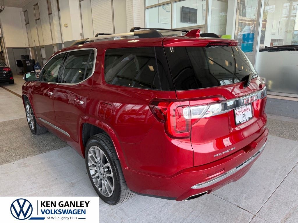 2023 GMC Acadia Denali