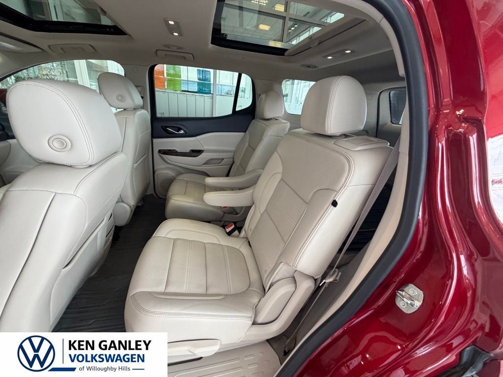 2023 GMC Acadia Denali