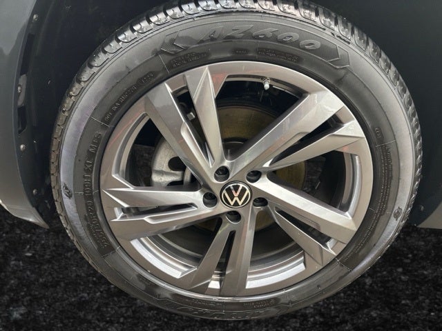 2024 Volkswagen Atlas Cross Sport 2.0T SEL R-Line