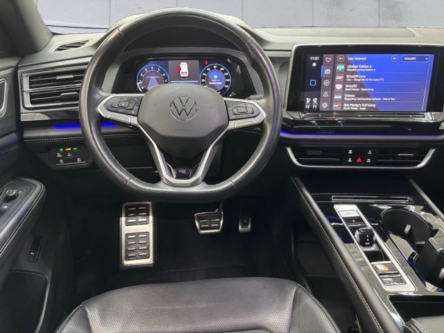2024 Volkswagen Atlas Cross Sport 2.0T SEL R-Line