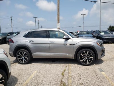 2026 Volkswagen Atlas Cross Sport 2.0T SEL Premium R-Line