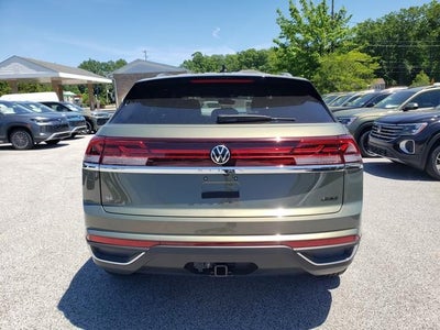 2026 Volkswagen Atlas Cross Sport 2.0T SE w/Technology