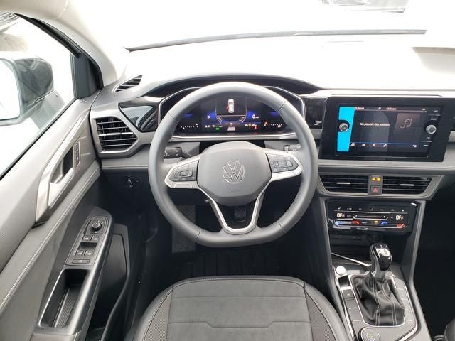 2026 Volkswagen Taos 1.5T SE Black