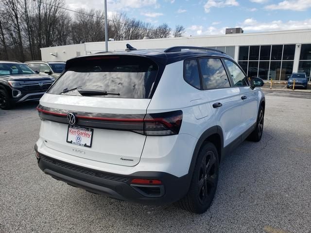 2026 Volkswagen Taos 1.5T SE Black