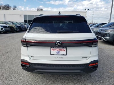 2026 Volkswagen Taos 1.5T SE Black