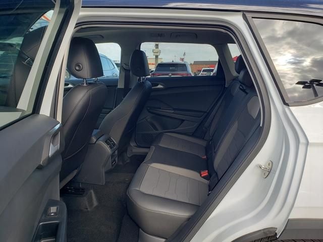 2026 Volkswagen Taos 1.5T SE Black