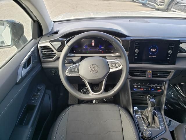 2026 Volkswagen Taos 1.5T SE Black
