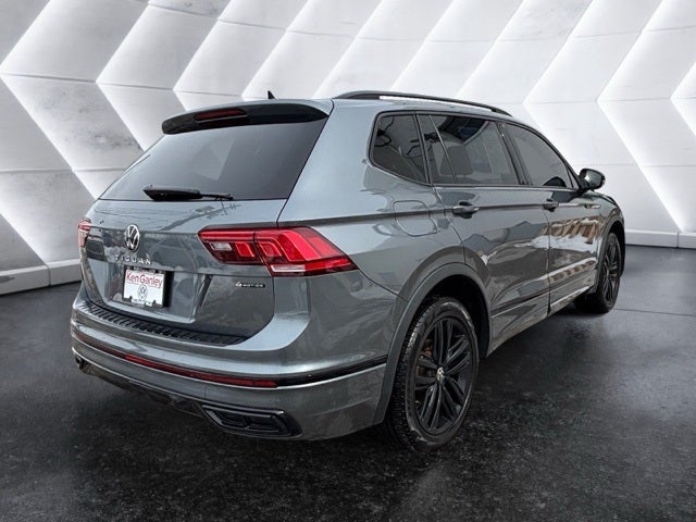 2022 Volkswagen Tiguan 2.0T SE R-Line Black