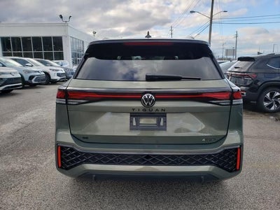 2026 Volkswagen Tiguan 2.0T SE R-Line Black