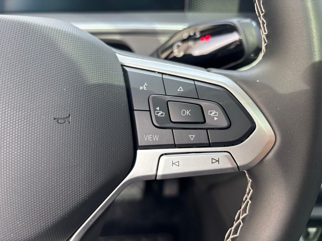 2025 Volkswagen Tiguan 2.0T SE