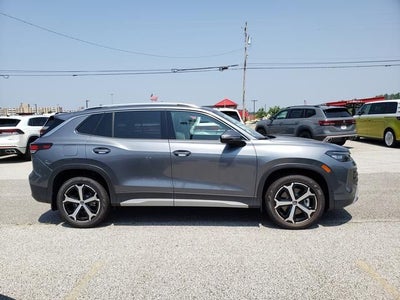 2025 Volkswagen Tiguan 2.0T SE