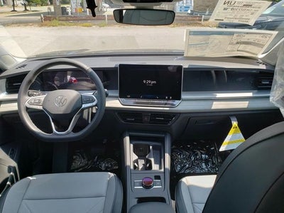 2025 Volkswagen Tiguan 2.0T SE