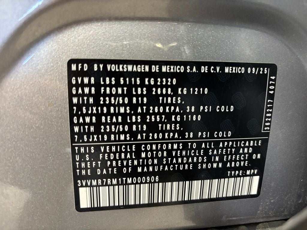 2026 Volkswagen Tiguan 2.0T SE