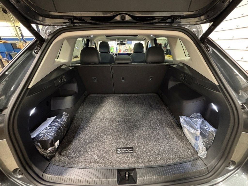 2026 Volkswagen Tiguan 2.0T SE
