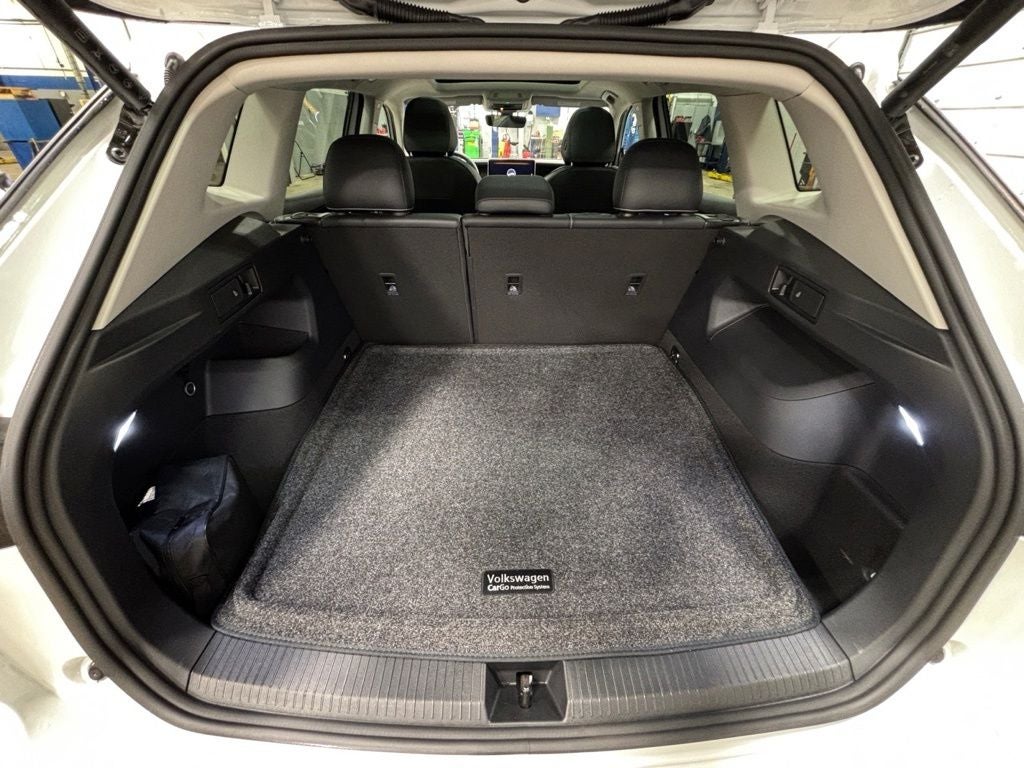2026 Volkswagen Tiguan 2.0T SE