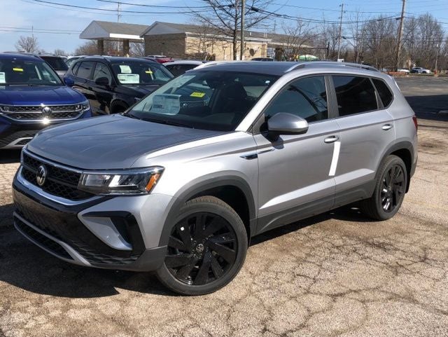 2024 Volkswagen Taos 1.5T SE