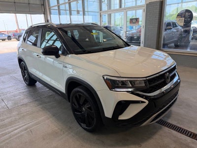 2024 Volkswagen Taos 1.5T SE