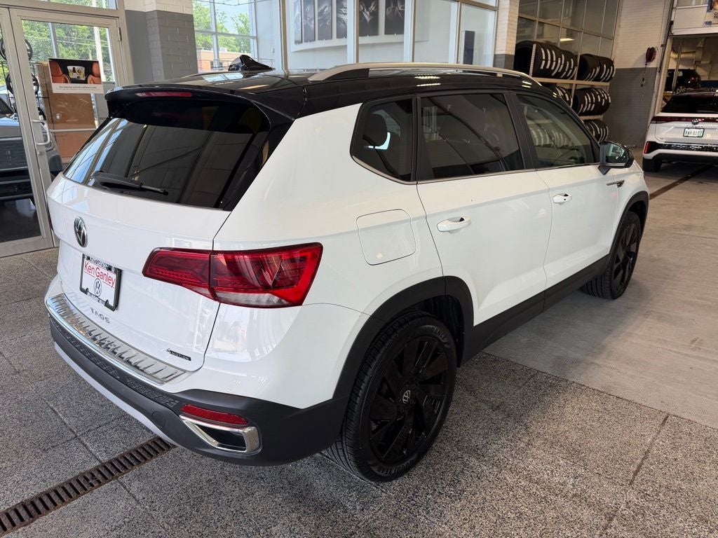 2024 Volkswagen Taos 1.5T SE