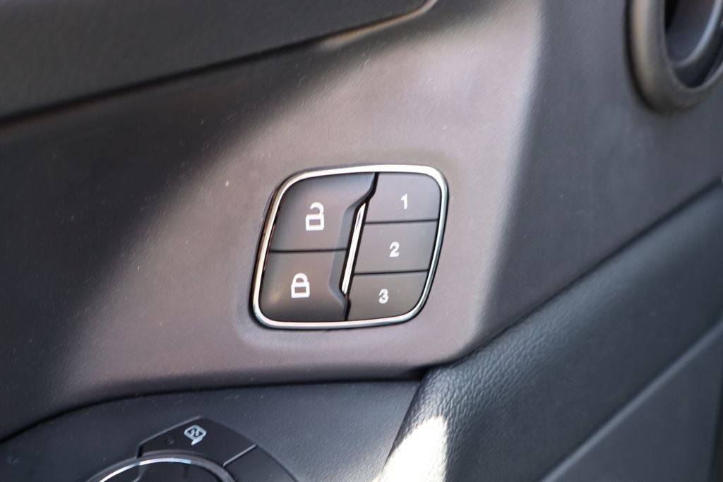 2022 Ford Expedition Max XLT