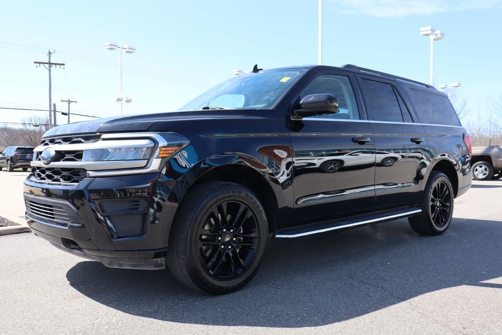2022 Ford Expedition Max XLT