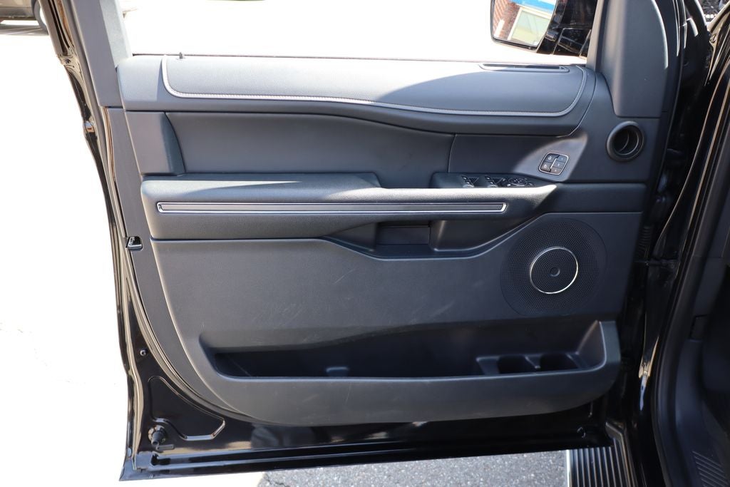 2022 Ford Expedition Max XLT