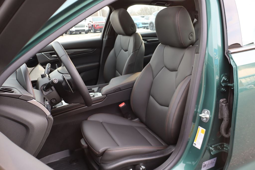 2025 Cadillac CT5 Sport