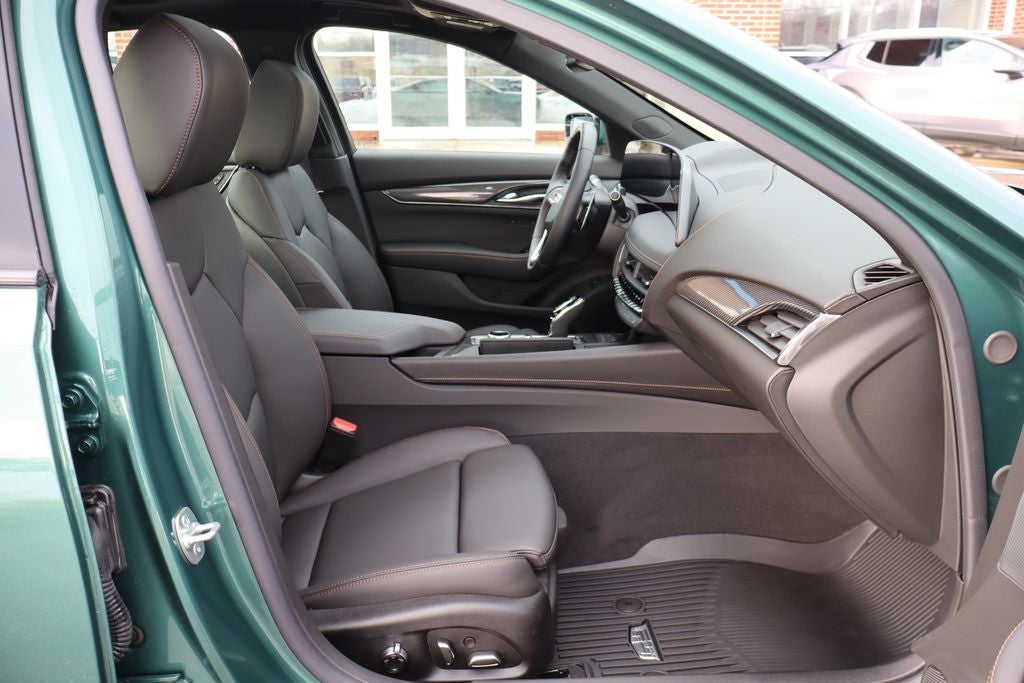 2025 Cadillac CT5 Sport