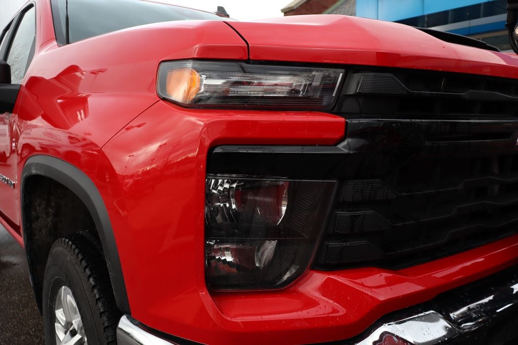 2025 Chevrolet Silverado 2500HD Work Truck w/ Boss V-DXT Snow Plow & Salt Spreader