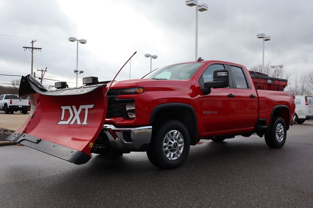 2025 Chevrolet Silverado 2500HD Work Truck w/ Boss V-DXT Snow Plow & Salt Spreader