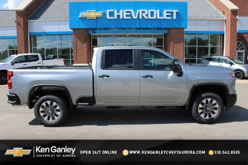 2026 Chevrolet Silverado 2500HD Custom