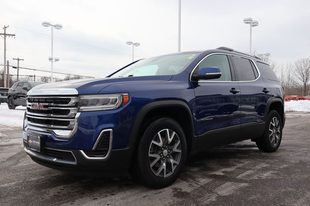 2023 GMC Acadia SLE