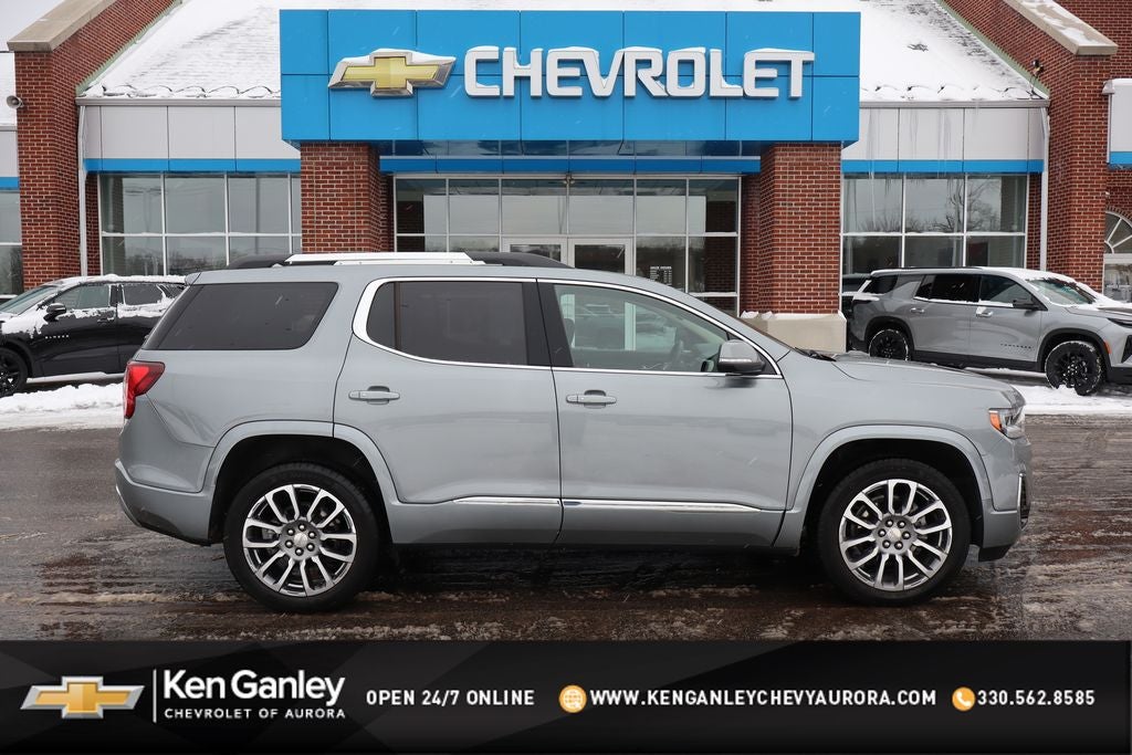 2023 GMC Acadia Denali