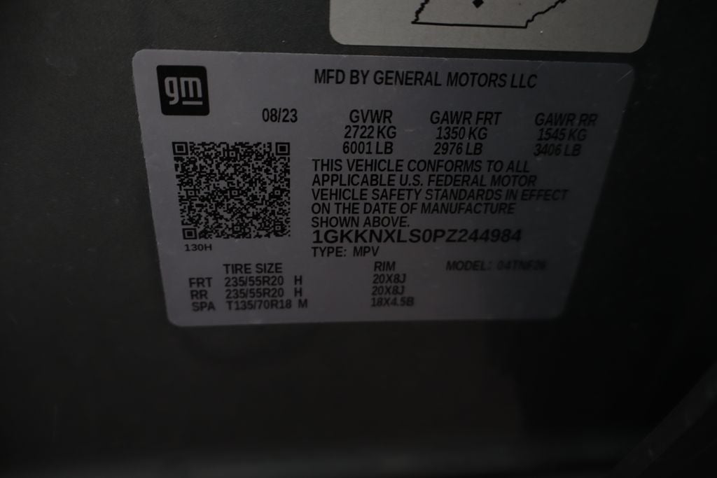 2023 GMC Acadia Denali