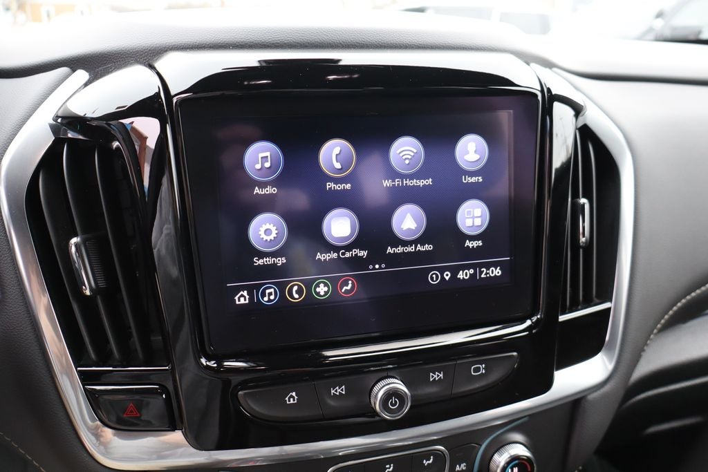 2023 Chevrolet Traverse LT Leather