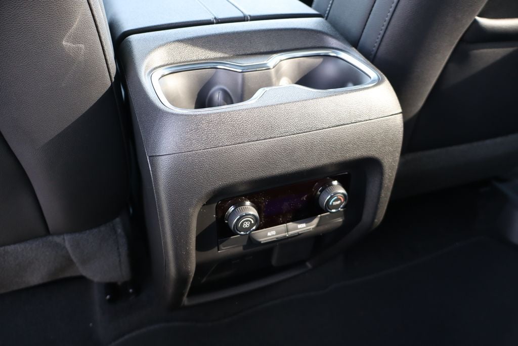 2026 Chevrolet Traverse LT 2LT