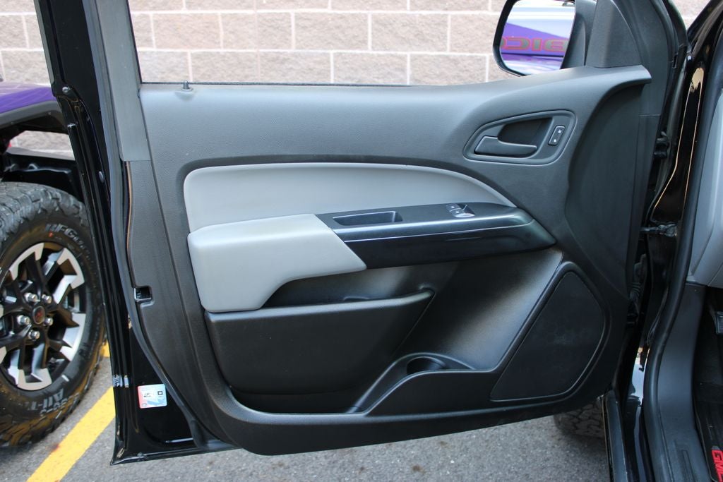 2021 GMC Canyon Elevation Standard