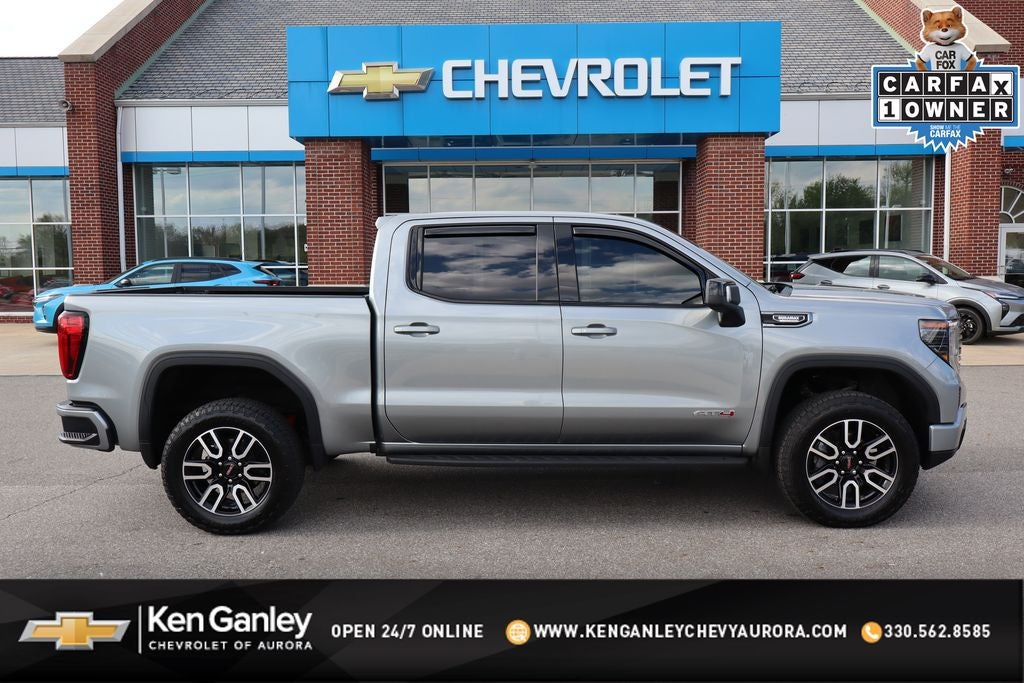 2025 GMC Sierra 1500 AT4