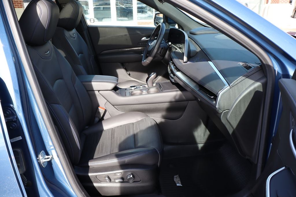 2024 Cadillac XT4 Sport