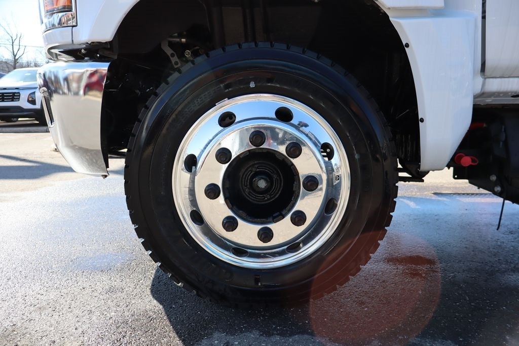 2023 Chevrolet Silverado 5500HD Medium Duty 1WT w/ Knapheide Landscaper Dump Body