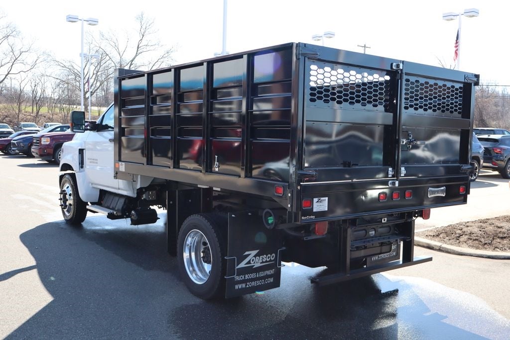2023 Chevrolet Silverado 5500HD Medium Duty 1WT w/ Knapheide Landscaper Dump Body
