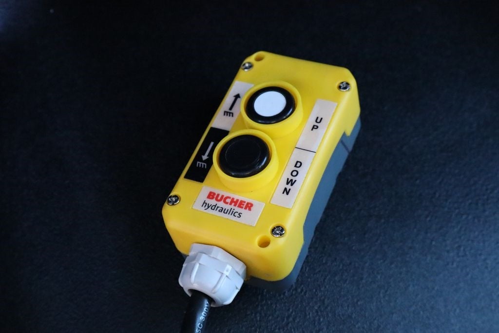 2023 Chevrolet Silverado 5500HD Medium Duty 1WT w/ Knapheide Landscaper Dump Body