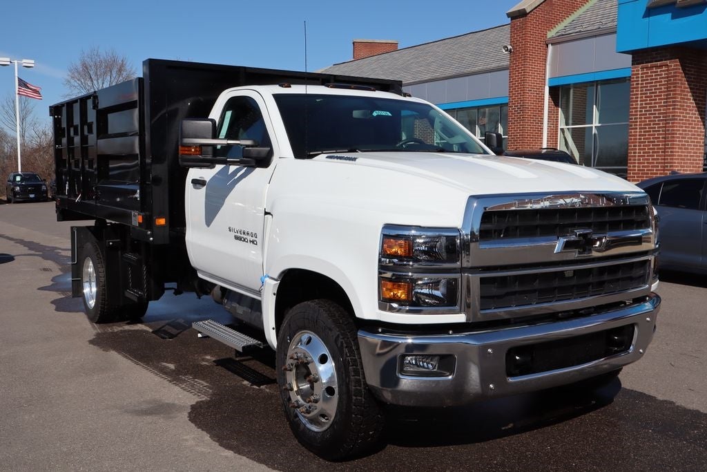 2023 Chevrolet Silverado 5500HD Medium Duty 1WT w/ Knapheide Landscaper Dump Body