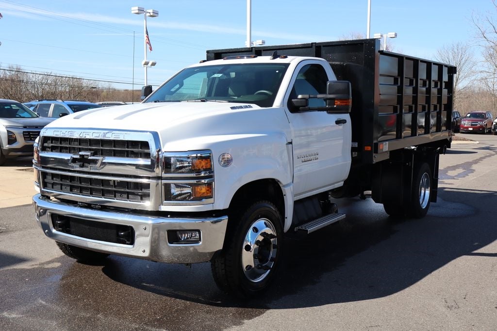 2023 Chevrolet Silverado 5500HD Medium Duty 1WT w/ Knapheide Landscaper Dump Body