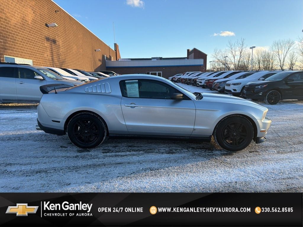 2012 Ford Mustang V6