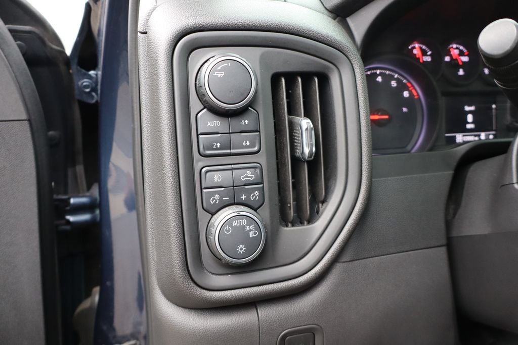 2020 Chevrolet Silverado 1500 Custom Trail Boss